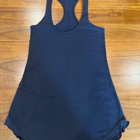 Black Ruffled Align Tank - Picture 2 of 3